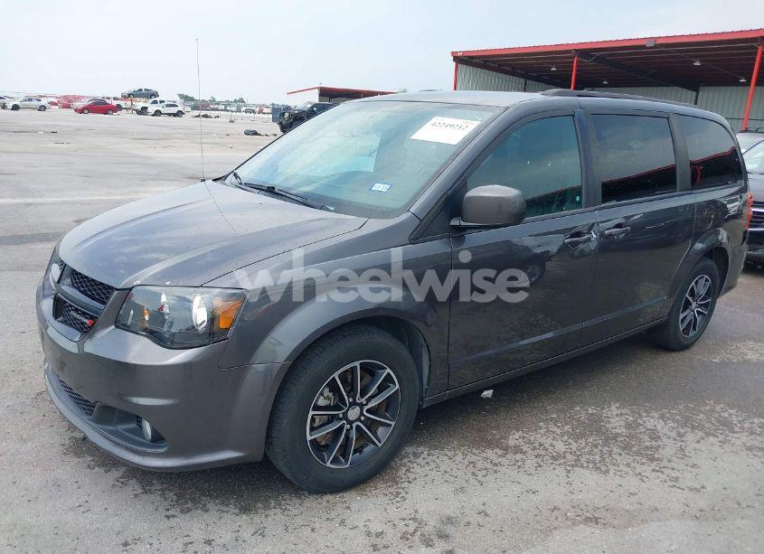 Photo 2 of 2018 Dodge Grand CARAVAN SE PLUS (VIN 2C4RDGBG0JR135209)