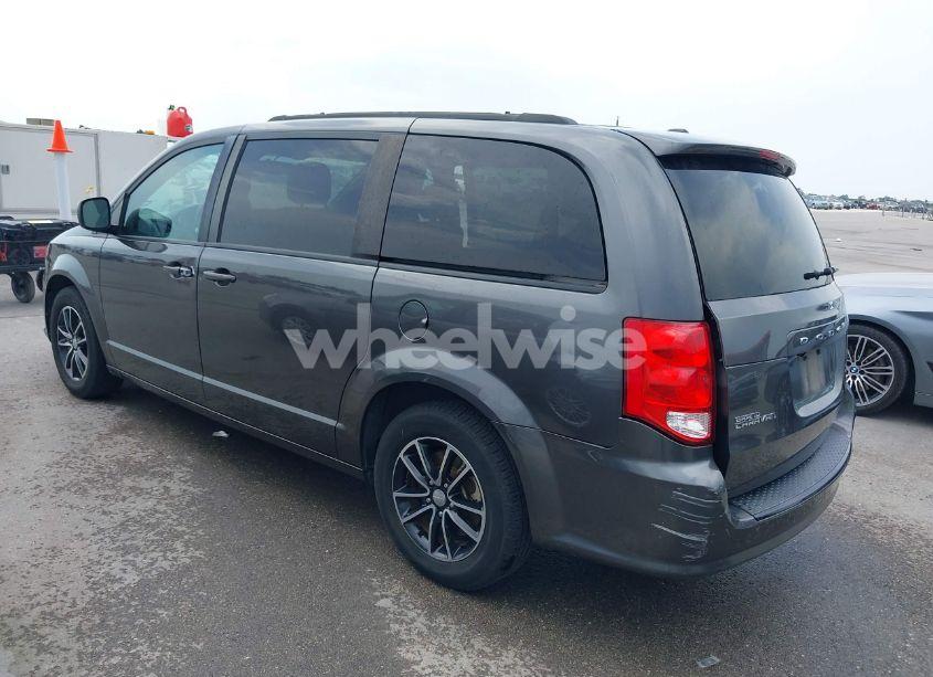 Photo 3 of 2018 Dodge Grand CARAVAN SE PLUS (VIN 2C4RDGBG0JR135209)