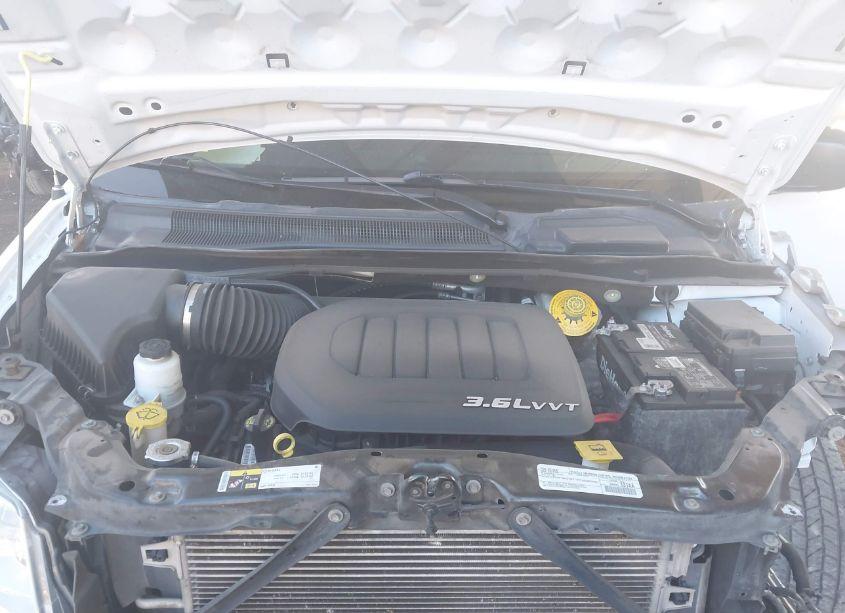 Photo 10 of 2018 Dodge Grand CARAVAN SE (VIN 2C4RDGBG0JR137946)