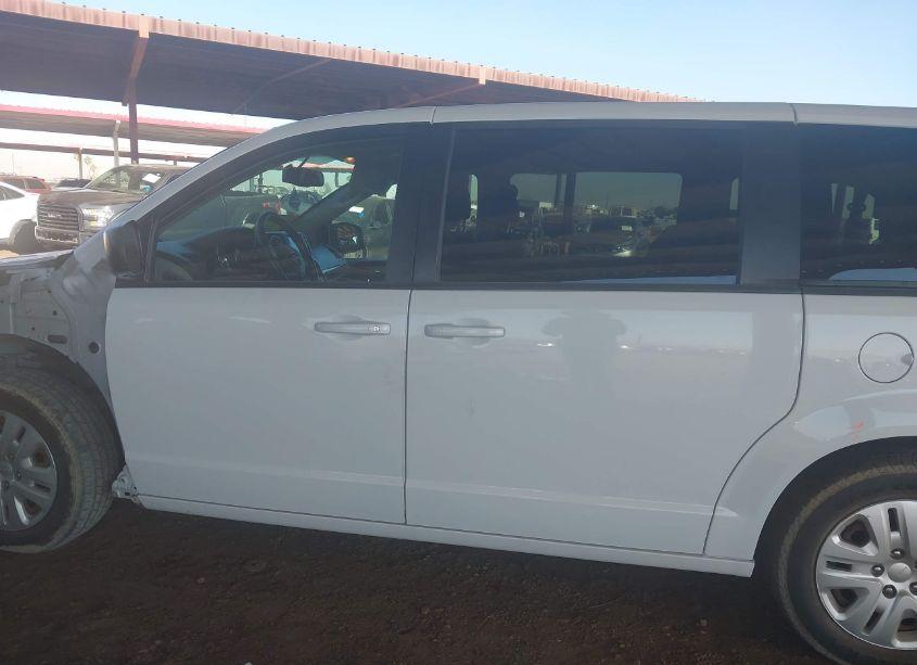 Photo 15 of 2018 Dodge Grand CARAVAN SE (VIN 2C4RDGBG0JR137946)