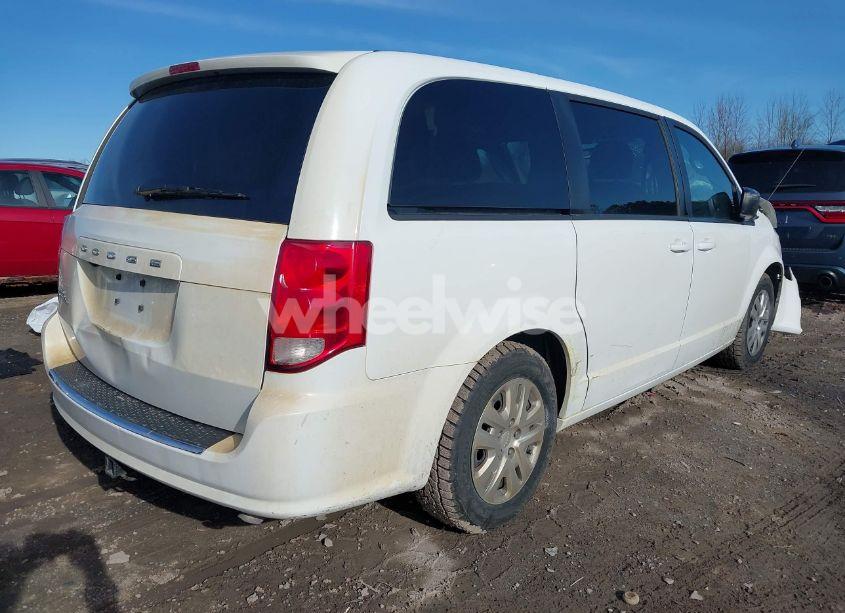 Photo 4 of 2018 Dodge Grand CARAVAN SE (VIN 2C4RDGBG0JR138241)
