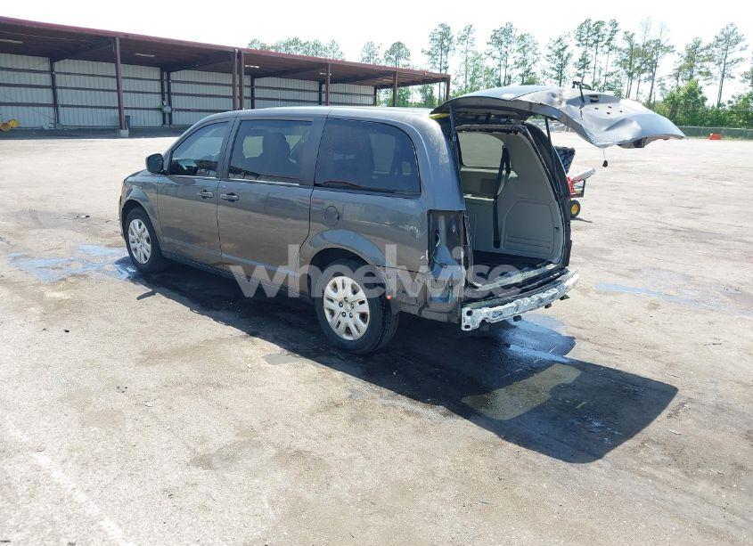 Photo 3 of 2018 Dodge Grand CARAVAN SE (VIN 2C4RDGBG0JR170364)