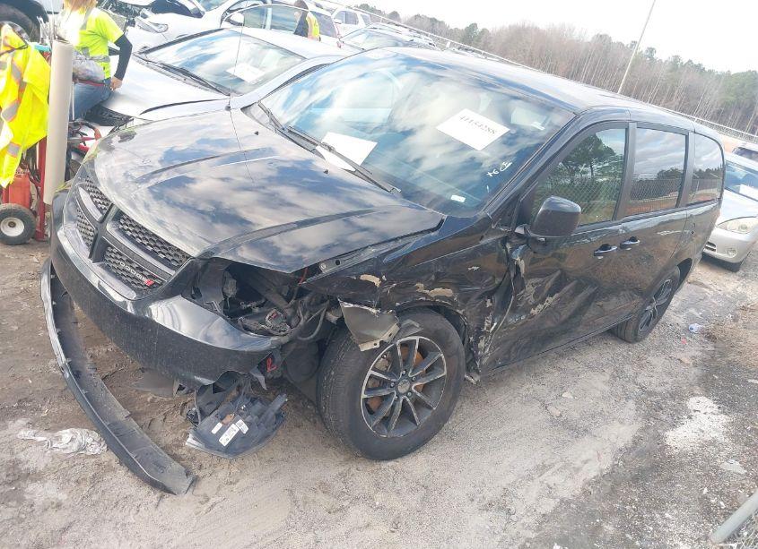 Photo 2 of 2018 Dodge Grand CARAVAN SE PLUS (VIN 2C4RDGBG0JR198875)