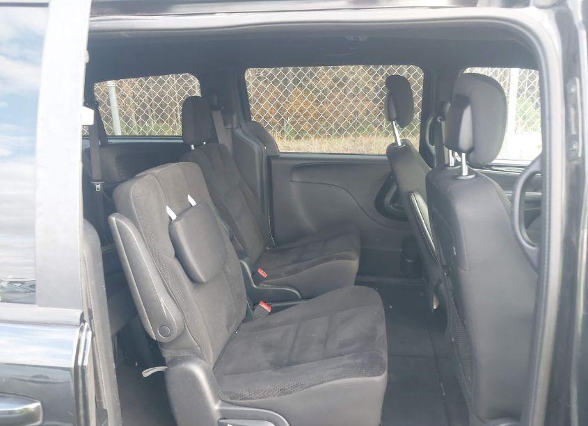 Photo 8 of 2018 Dodge Grand CARAVAN SE PLUS (VIN 2C4RDGBG0JR198875)