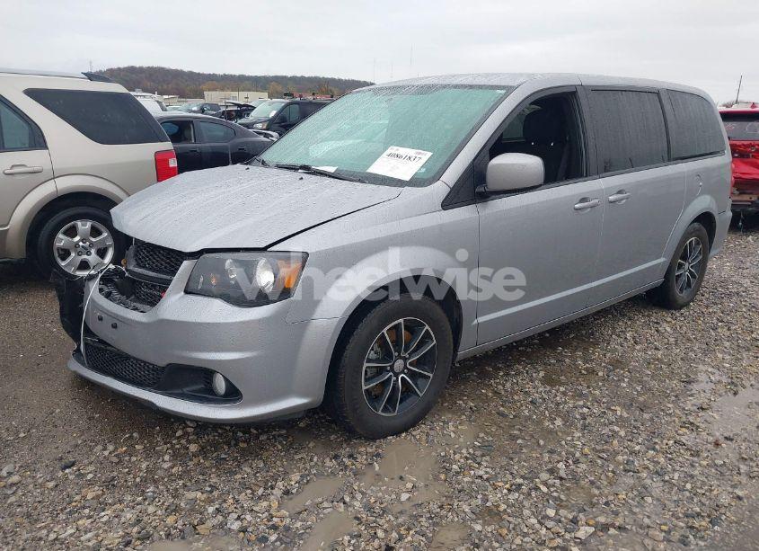 Photo 2 of 2018 Dodge Grand CARAVAN SE PLUS (VIN 2C4RDGBG0JR202679)