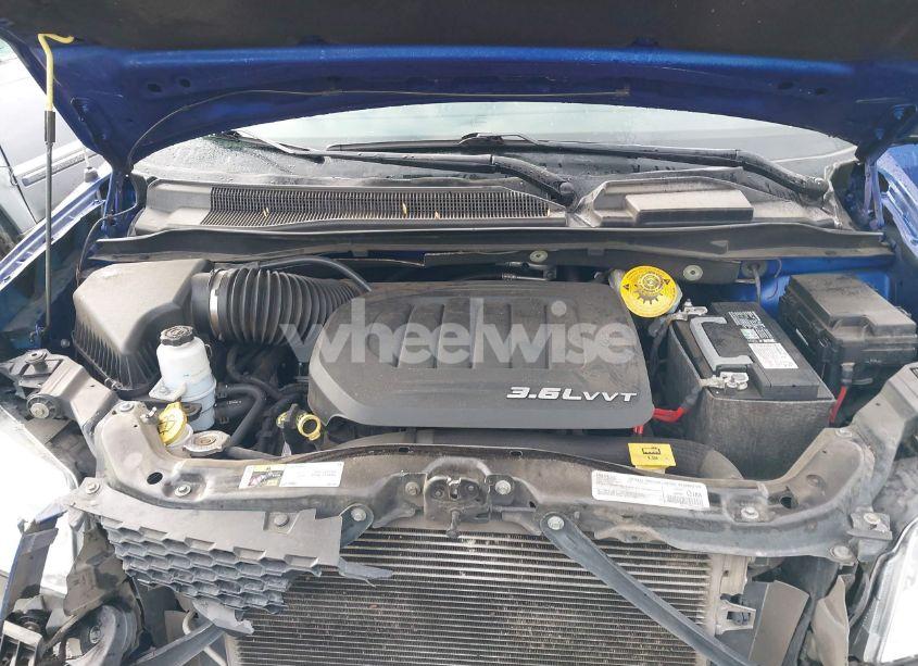 Photo 10 of 2018 Dodge Grand CARAVAN SE (VIN 2C4RDGBG0JR255589)