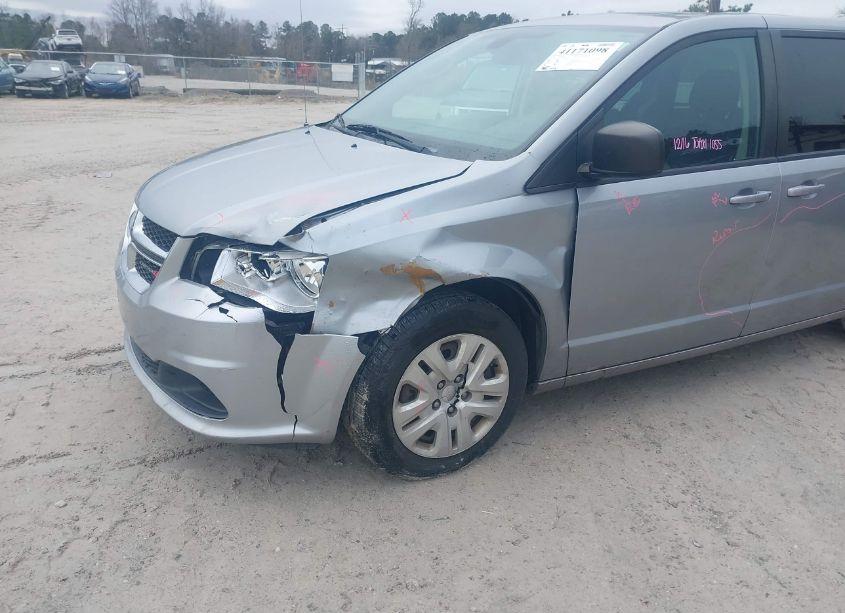 Photo 6 of 2018 Dodge Grand CARAVAN SE (VIN 2C4RDGBG0JR339864)