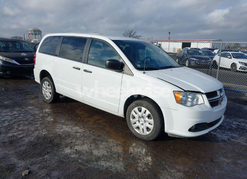 2019 Dodge Grand CARAVAN SE (VIN 2C4RDGBG0KR568174) main photo