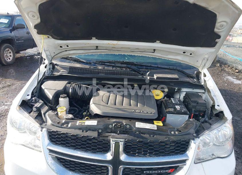 Photo 10 of 2019 Dodge Grand CARAVAN SE (VIN 2C4RDGBG0KR568174)