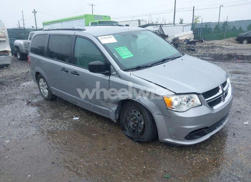 2019 Dodge Grand CARAVAN SE (VIN 2C4RDGBG0KR585976) main photo