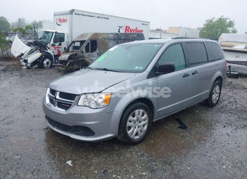 Photo 2 of 2019 Dodge Grand CARAVAN SE (VIN 2C4RDGBG0KR585976)