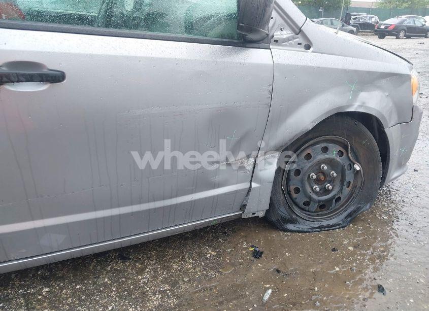 Photo 6 of 2019 Dodge Grand CARAVAN SE (VIN 2C4RDGBG0KR585976)