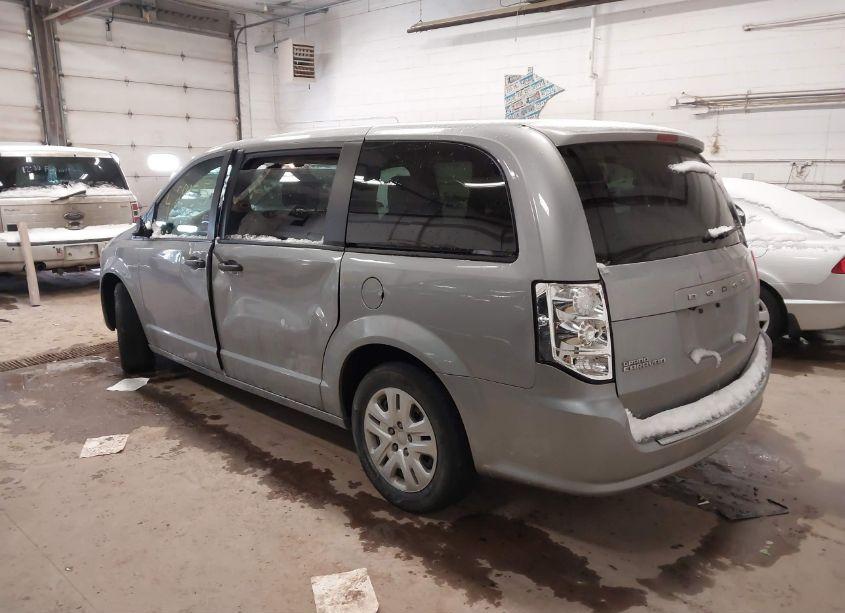 Photo 3 of 2019 Dodge Grand CARAVAN SE (VIN 2C4RDGBG0KR700026)