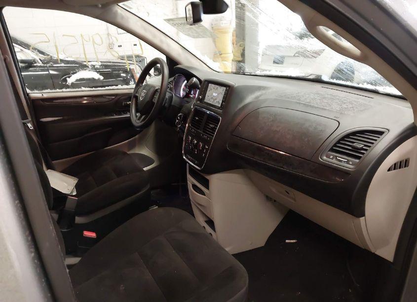 Photo 5 of 2019 Dodge Grand CARAVAN SE (VIN 2C4RDGBG0KR700026)