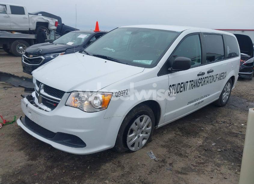 Photo 2 of 2019 Dodge Grand CARAVAN SE (VIN 2C4RDGBG0KR709972)