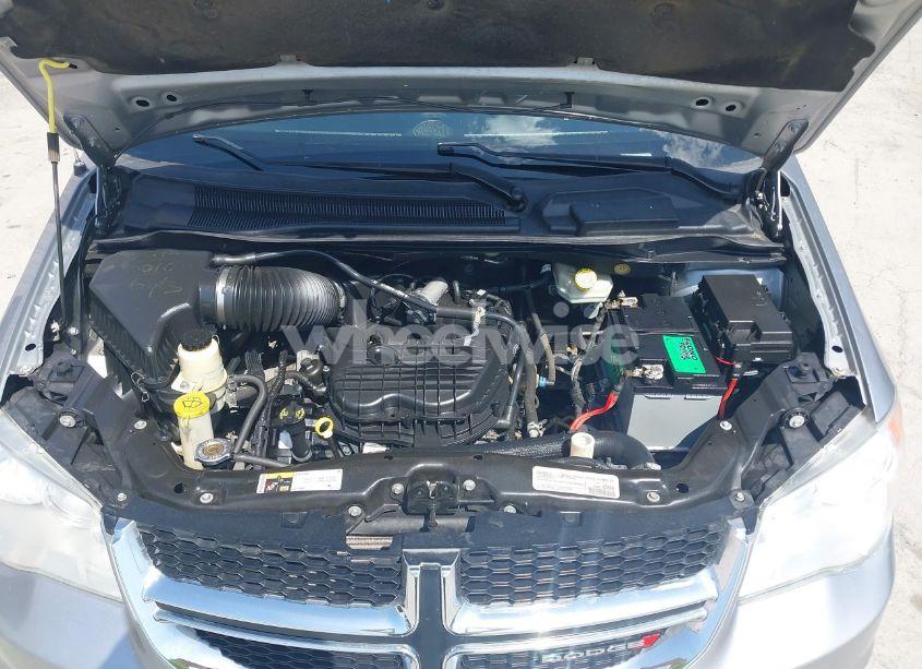 Photo 10 of 2019 Dodge Grand CARAVAN SE (VIN 2C4RDGBG0KR805228)