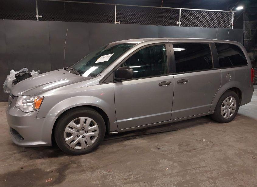 Photo 2 of 2019 Dodge Grand CARAVAN SE (VIN 2C4RDGBG0KR805827)