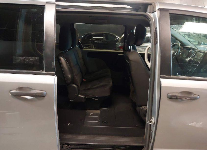 Photo 8 of 2019 Dodge Grand CARAVAN SE (VIN 2C4RDGBG0KR805827)