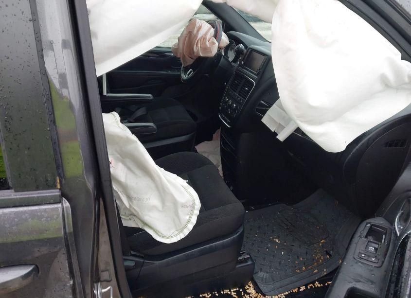 Photo 5 of 2019 Dodge Grand CARAVAN SE 35TH ANNIVERSARY EDITION (VIN 2C4RDGBG0KR806105)