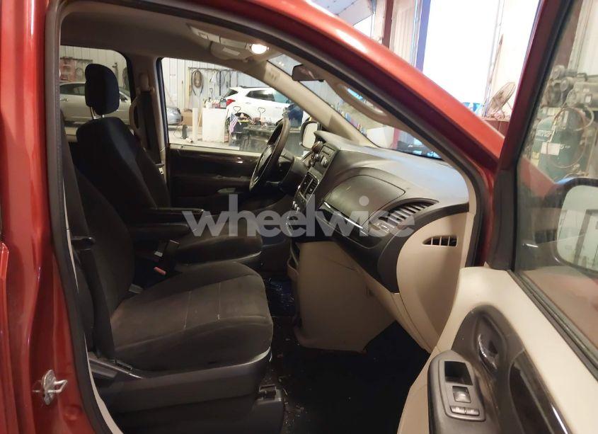Photo 5 of 2012 Dodge Grand CARAVAN SE/SXT (VIN 2C4RDGBG1CR248170)