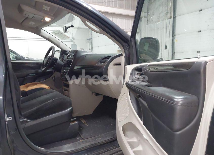 Photo 5 of 2013 Dodge Grand CARAVAN SE (VIN 2C4RDGBG1DR662759)