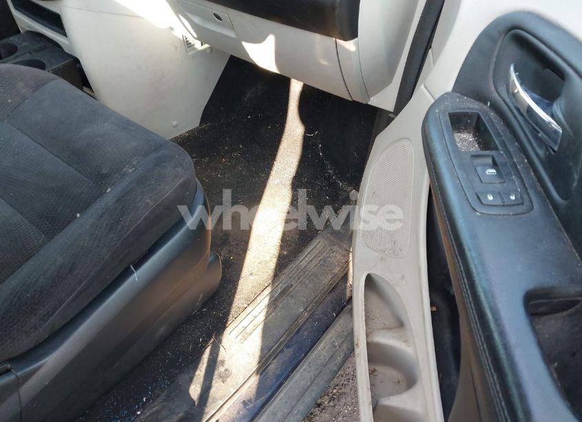 Photo 5 of 2014 Dodge Grand CARAVAN AMERICAN VALUE PKG (VIN 2C4RDGBG1ER166118)