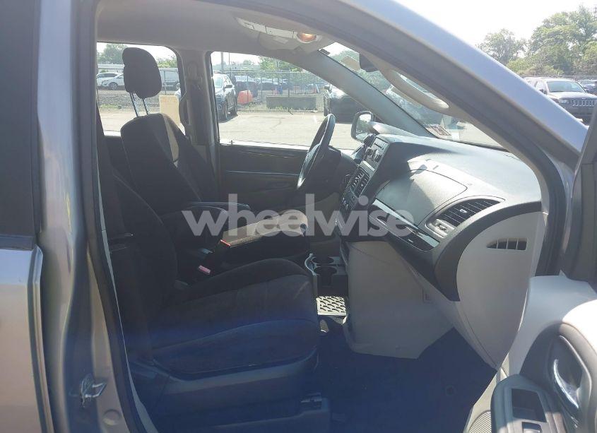 Photo 5 of 2014 Dodge Grand CARAVAN AMERICAN VALUE PKG (VIN 2C4RDGBG1ER168029)