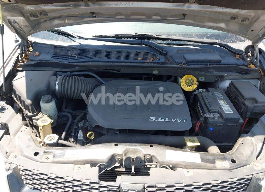 Photo 10 of 2014 Dodge Grand CARAVAN SE (VIN 2C4RDGBG1ER223305)