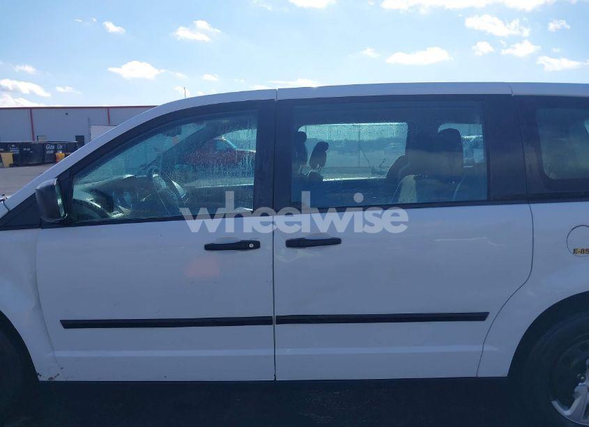 Photo 14 of 2014 Dodge Grand CARAVAN AMERICAN VALUE PKG (VIN 2C4RDGBG1ER268602)