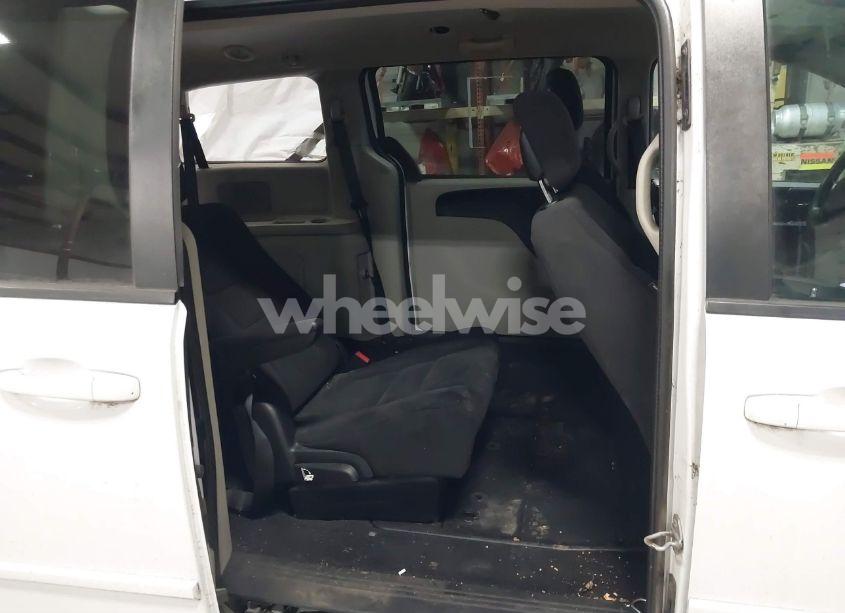 Photo 8 of 2014 Dodge Grand CARAVAN SE (VIN 2C4RDGBG1ER376847)
