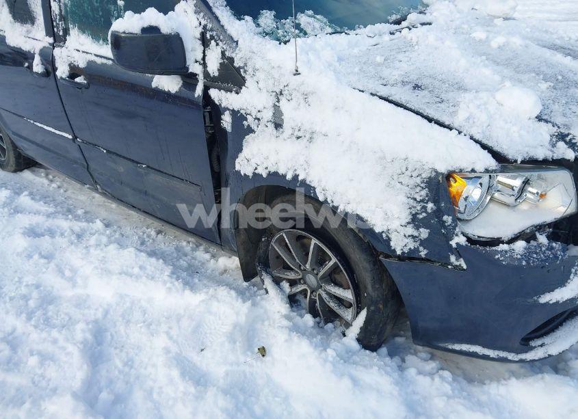 Photo 6 of 2014 Dodge Grand CARAVAN SE 30TH ANNIVERSARY (VIN 2C4RDGBG1ER420765)