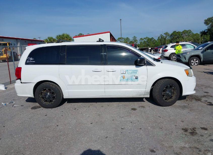 Photo 13 of 2014 Dodge Grand CARAVAN SE (VIN 2C4RDGBG1ER478455)