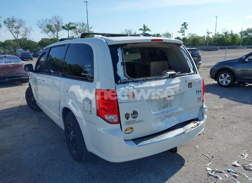 Photo 6 of 2014 Dodge Grand CARAVAN SE (VIN 2C4RDGBG1ER478455)