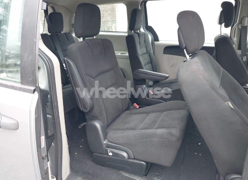 Photo 8 of 2015 Dodge Grand CARAVAN AMERICAN VALUE PKG (VIN 2C4RDGBG1FR543211)