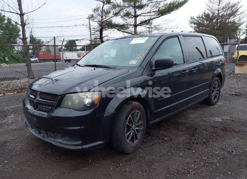 Photo 2 of 2015 Dodge Grand CARAVAN SE (VIN 2C4RDGBG1FR587323)