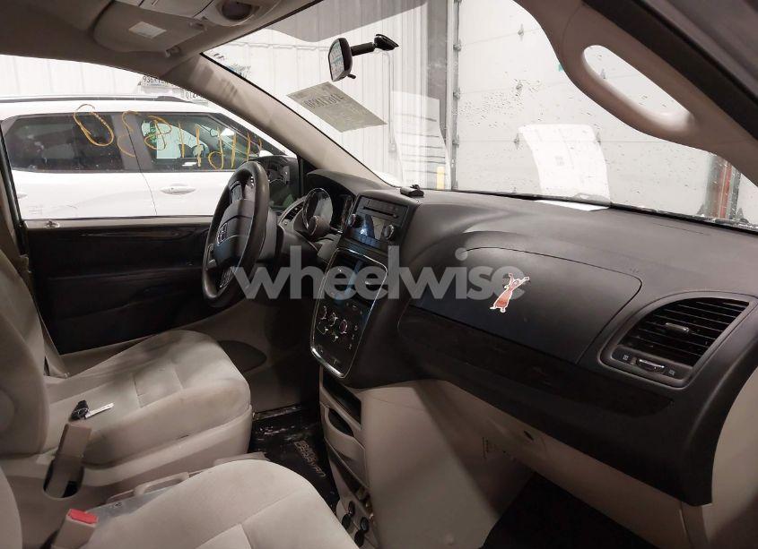 Photo 5 of 2015 Dodge Grand CARAVAN SE (VIN 2C4RDGBG1FR614004)