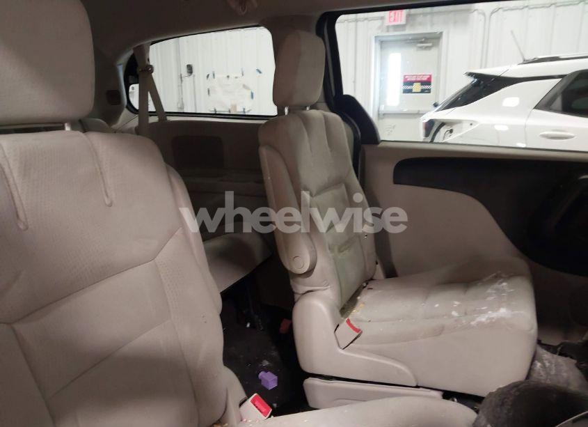 Photo 8 of 2015 Dodge Grand CARAVAN SE (VIN 2C4RDGBG1FR614004)