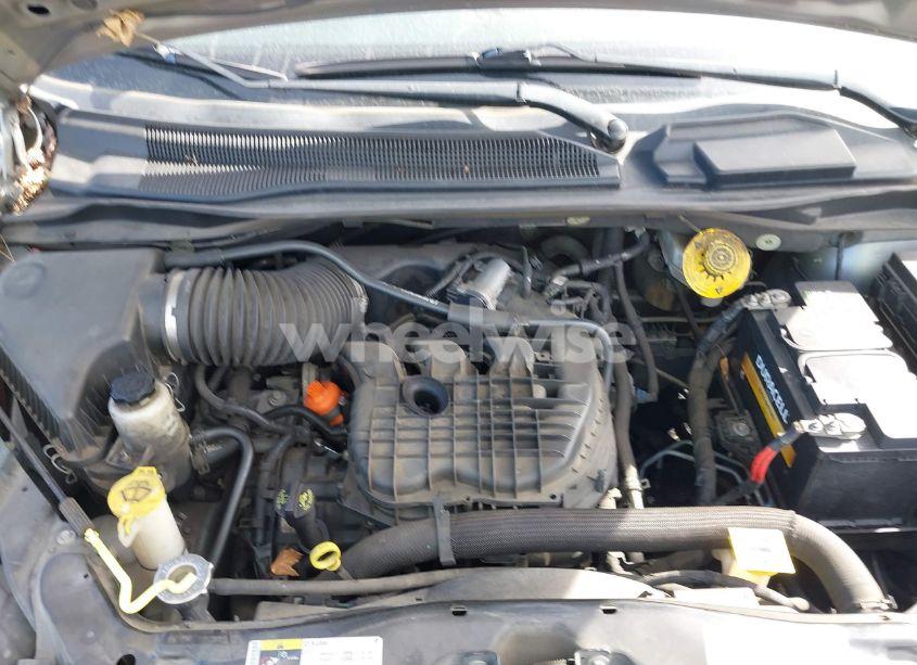 Photo 10 of 2015 Dodge Grand CARAVAN SE (VIN 2C4RDGBG1FR668449)