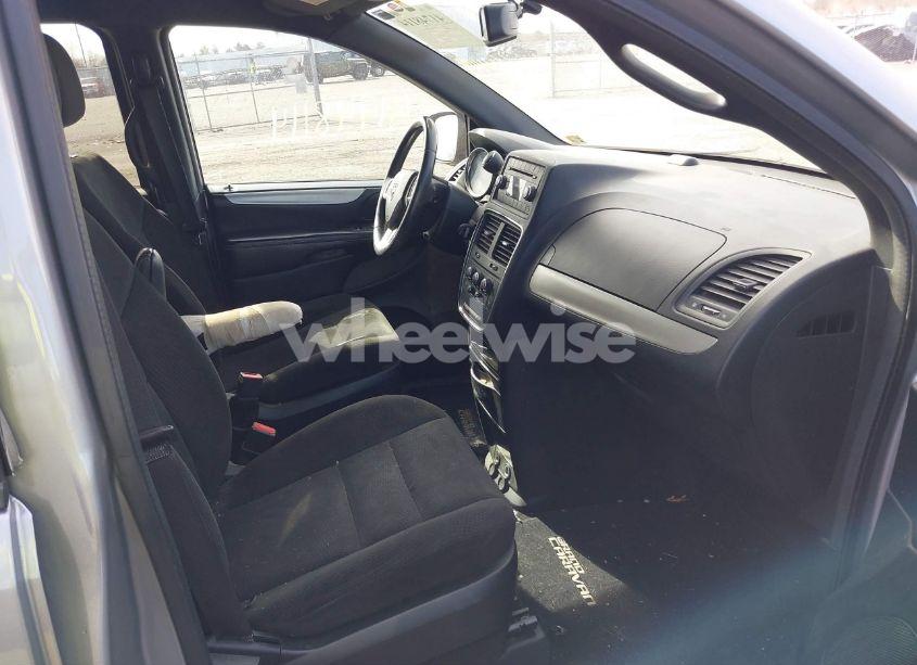 Photo 5 of 2015 Dodge Grand CARAVAN SE (VIN 2C4RDGBG1FR668449)