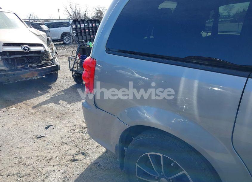 Photo 6 of 2015 Dodge Grand CARAVAN SE (VIN 2C4RDGBG1FR668449)