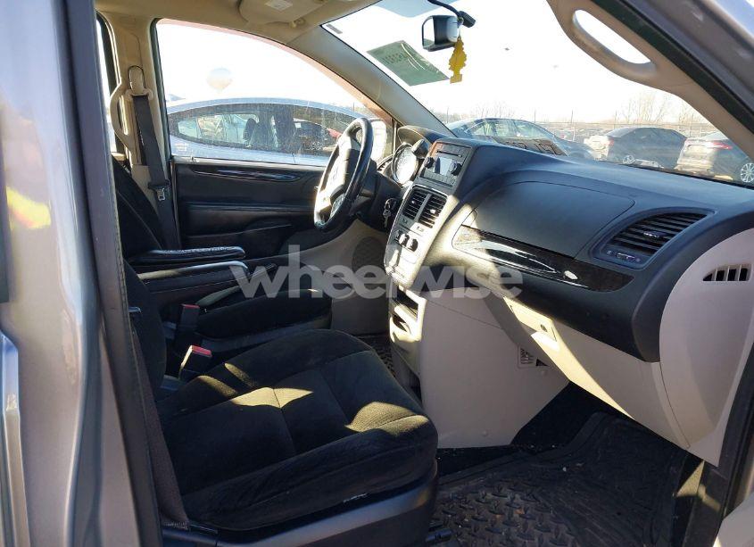 Photo 5 of 2016 Dodge Grand CARAVAN AMERICAN VALUE PKG (VIN 2C4RDGBG1GR103149)