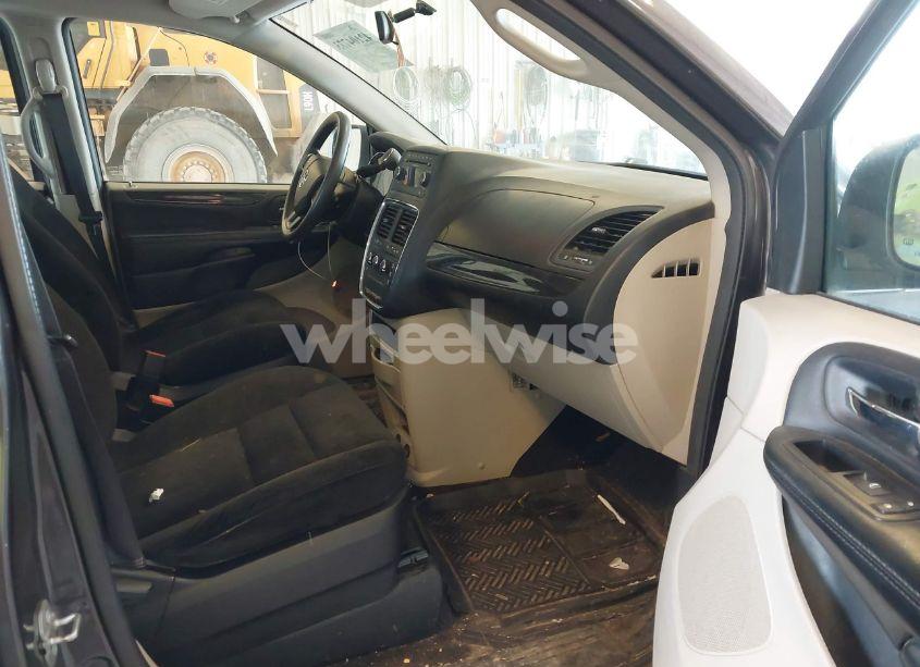 Photo 5 of 2016 Dodge Grand CARAVAN AMERICAN VALUE PKG (VIN 2C4RDGBG1GR117200)