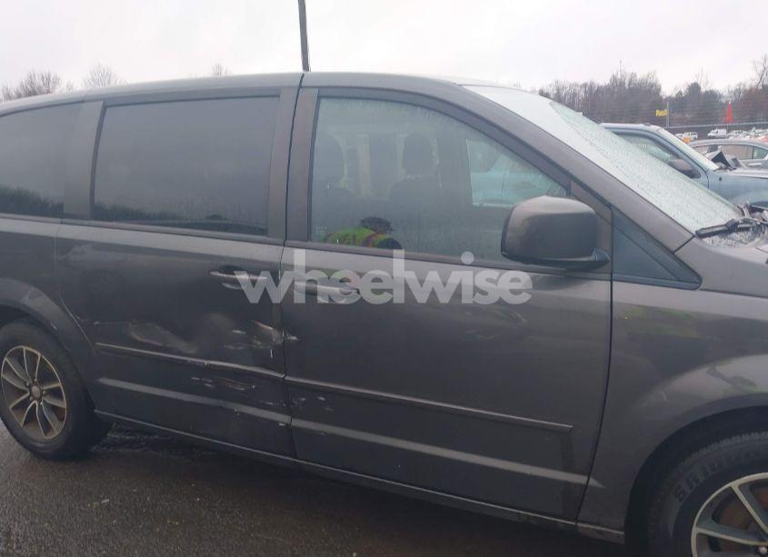 Photo 13 of 2016 Dodge Grand CARAVAN SE PLUS (VIN 2C4RDGBG1GR170205)