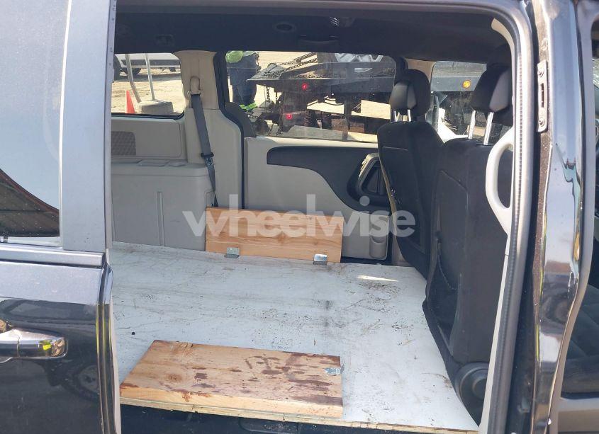 Photo 8 of 2016 Dodge Grand CARAVAN SE PLUS (VIN 2C4RDGBG1GR363583)