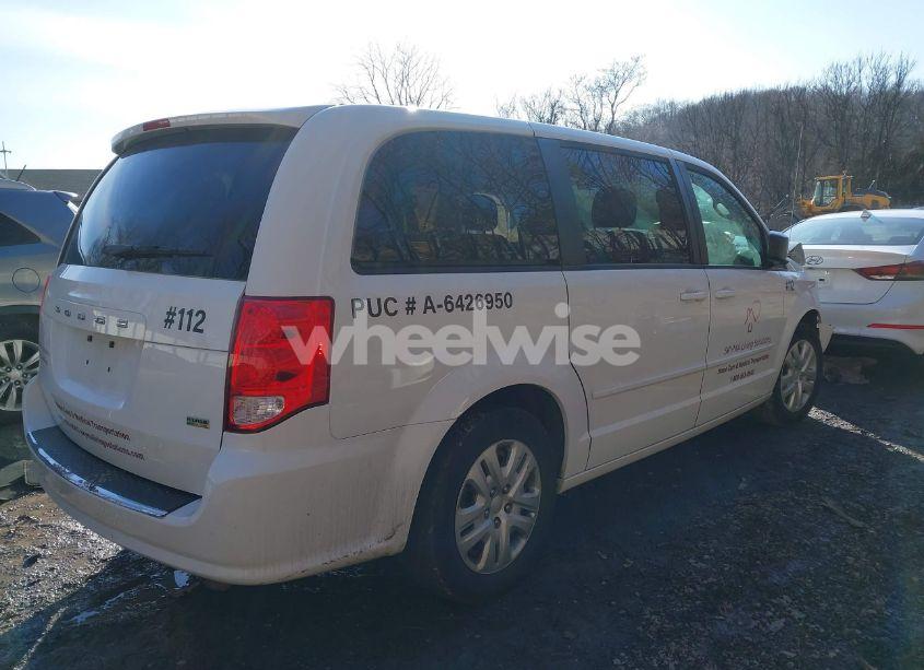 Photo 4 of 2016 Dodge Grand CARAVAN SE (VIN 2C4RDGBG1GR377998)