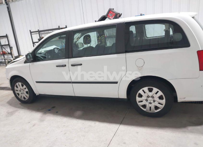 Photo 14 of 2016 Dodge Grand CARAVAN AMERICAN VALUE PKG (VIN 2C4RDGBG1GR392484)