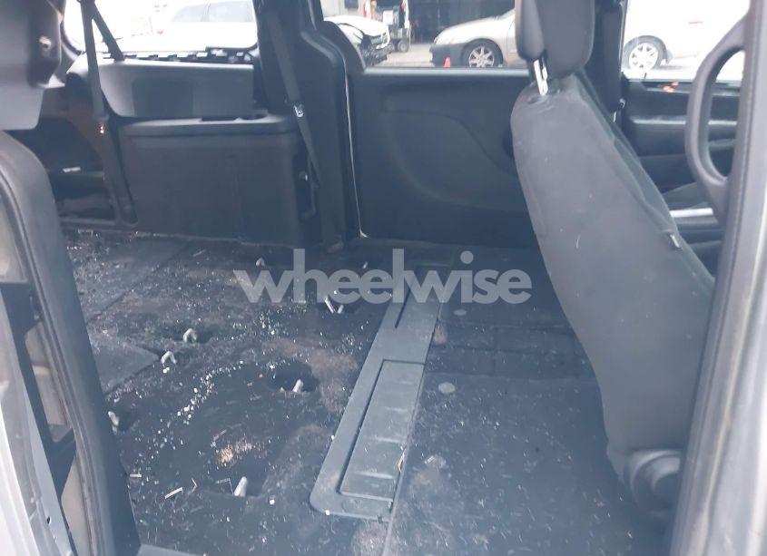 Photo 8 of 2016 Dodge Grand CARAVAN SE PLUS (VIN 2C4RDGBG1GR401894)