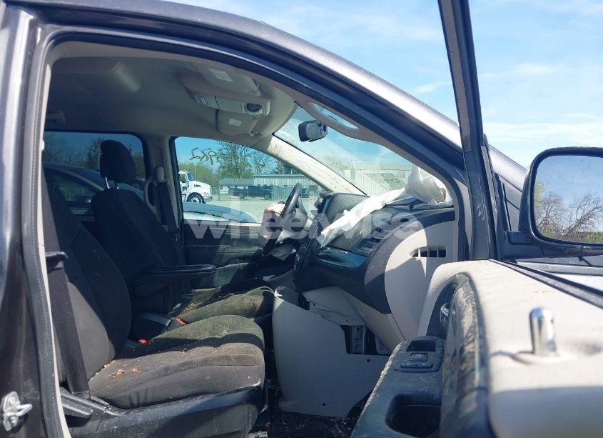 Photo 5 of 2017 Dodge Grand CARAVAN SE (VIN 2C4RDGBG1HR725915)