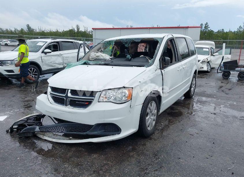 Photo 2 of 2017 Dodge Grand CARAVAN SE (VIN 2C4RDGBG1HR824590)