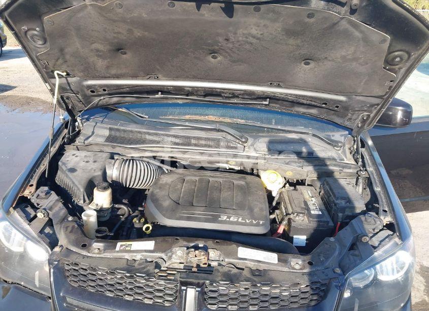 Photo 10 of 2018 Dodge Grand CARAVAN SE PLUS (VIN 2C4RDGBG1JR220544)